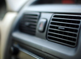 Czy warto jeździć na przeglądy klimatyzacji? Czy warto jeździć na przeglądy klimatyzacji?