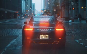 Na czym polega hamowanie pulsacyjne? Na czym polega hamowanie pulsacyjne?