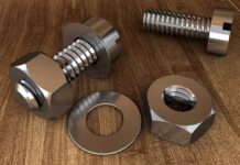 Jaka nakrętka na śrubę M16?