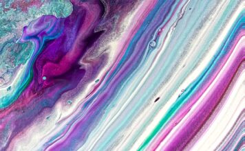 Jaki kolor powinna mieć świeca w motocyklu? Jaki kolor powinna mieć świeca w motocyklu?