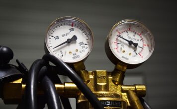 Do czego służy reduktor w Subaru?