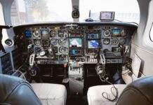 Czym czyścić kokpit w aucie forum?