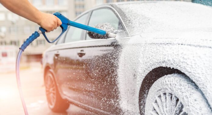 Jak przygotować samochód na lato